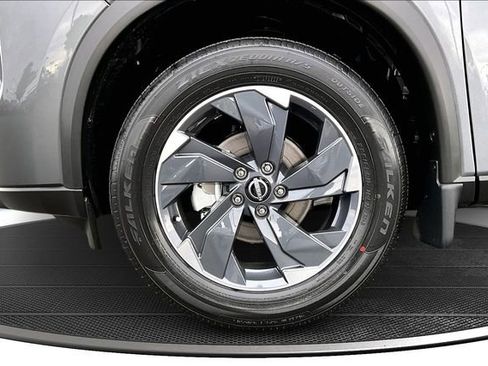 New 2026 Nissan Rogue SV FWD image 11