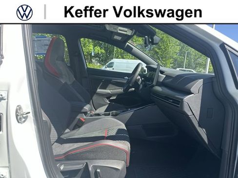 New 2026 Volkswagen GTI SE FWD image 29