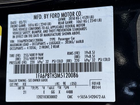Used 2021 Ford Mustang Coupe w/ Equipment Group 101A RWD image 30