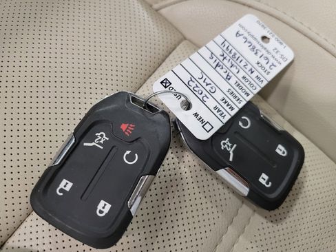 Used 2022 GMC Acadia Denali w/ Denali Ultimate Package image 31