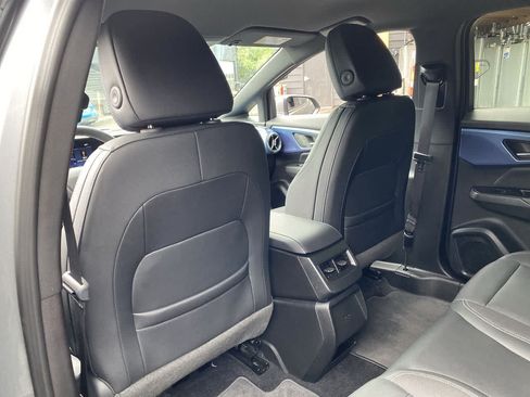 Used 2024 Chevrolet Equinox EV LT FWD image 15