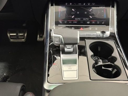 New 2026 Audi SQ8 Prestige AWD/4WD image 7