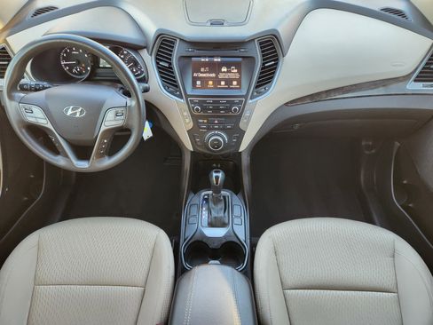 Used 2017 Hyundai Santa Fe Sport image 25