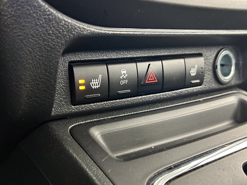 Used 2016 Jeep Patriot High Altitude FWD image 15