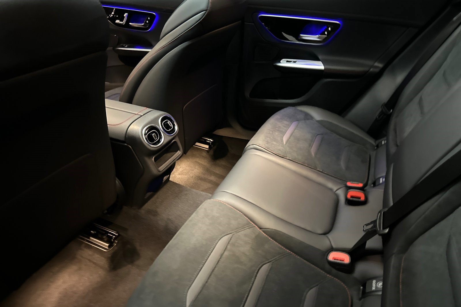 New 2026 Mercedes-Benz GLC 43 AMG 4MATIC image 21