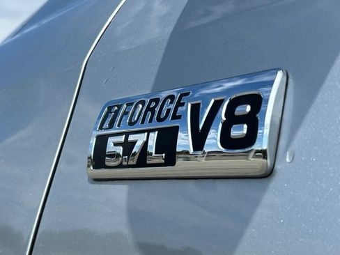Used 2017 Toyota Tundra SR5 w/ TRD Off Road Package AWD/4WD image 12