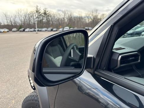 New 2025 Toyota Tacoma TRD Off-Road image 9