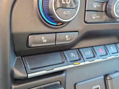 Used 2020 Chevrolet Silverado 1500 RST image 33