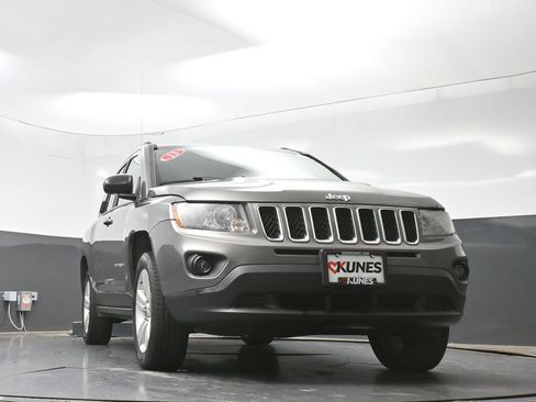 Used 2013 Jeep Compass Sport AWD/4WD image 48