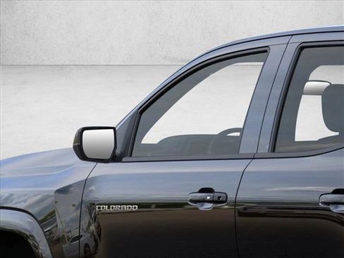 New 2026 Chevrolet Colorado Z71 image 12