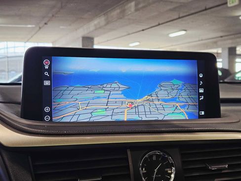 Used 2022 Lexus RX 350L Luxury image 14