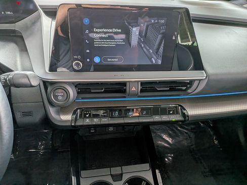 Certified 2023 Toyota Prius XLE FWD image 19