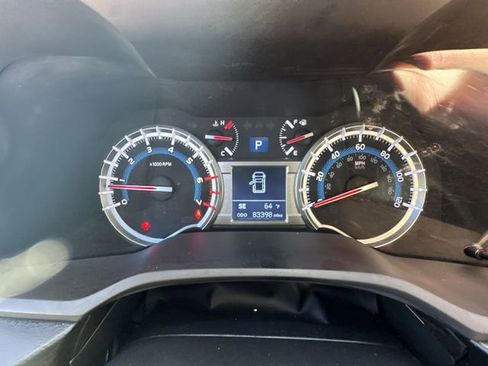 Used 2019 Toyota 4Runner SR5 Premium image 14