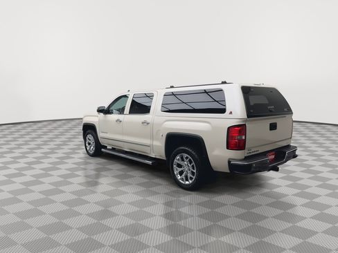 Used 2015 GMC Sierra 1500 SLT w/ SLT Crew Cab Value Package AWD/4WD image 40