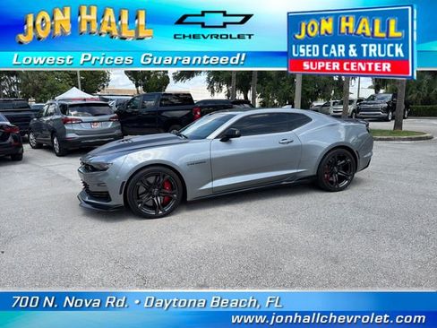 Used 2023 Chevrolet Camaro SS RWD image 3