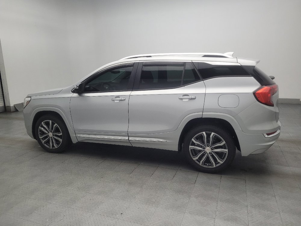 Used 2018 GMC Terrain Denali w/ Advanced Safety Package FWD image 3