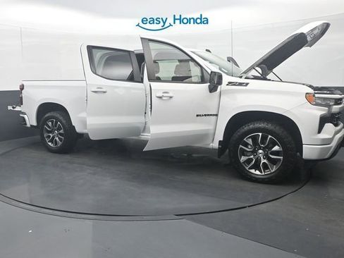 Used 2022 Chevrolet Silverado 1500 RST AWD/4WD image 34