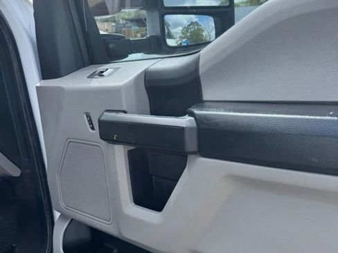 Used 2020 Ford F350 XL w/ Power Equipment Group image 17