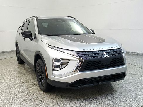 Used 2025 Mitsubishi Eclipse Cross AWD image 8