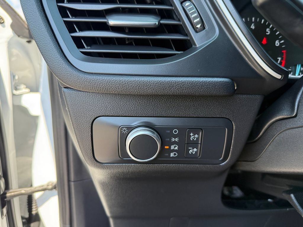 Used 2020 Ford Escape SE AWD/4WD image 26