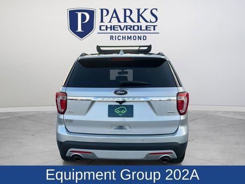 Used 2017 Ford Explorer XLT w/ Equipment Group 202A image 6