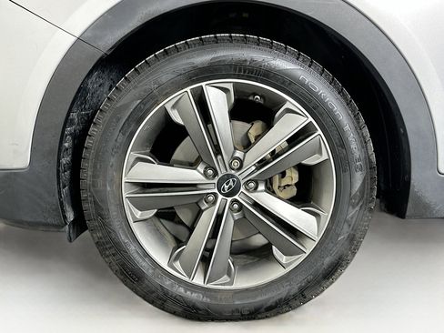 Used 2013 Hyundai Santa Fe Limited w/ Technology Pkg image 11