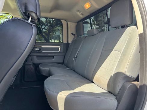 Used 2019 RAM 1500 Classic SLT RWD image 10