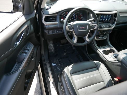 Used 2023 GMC Acadia Denali w/ Denali Ultimate Package AWD/4WD image 9