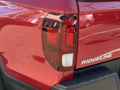 Certified 2023 Honda Ridgeline RTL image 9