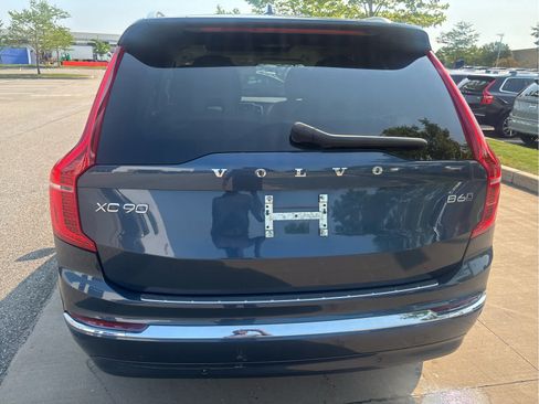 Used 2024 Volvo XC90 B6 Plus w/ Protection Package Premier AWD/4WD image 6