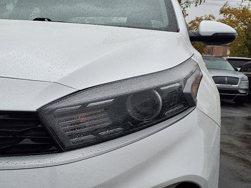 Used 2023 Kia Forte LXS w/ LXS Technology Package image 21