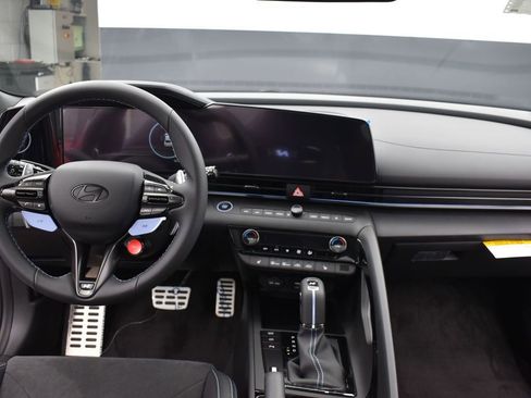 New 2025 Hyundai Elantra N image 2