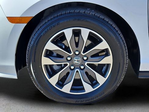 Used 2024 Honda Odyssey EX-L image 9