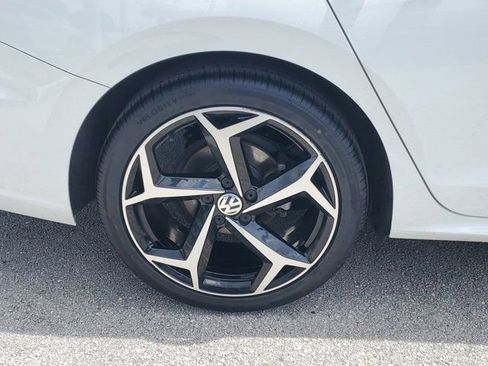 Used 2021 Volkswagen Passat 2.0T R-Line image 5