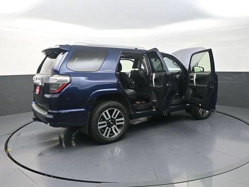Used 2018 Toyota 4Runner Limited AWD/4WD image 45