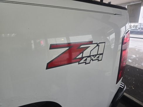 Used 2010 Chevrolet Silverado 1500 LT w/ Power Pack Plus image 22