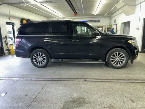 Used 2018 Ford Expedition Limited image 6