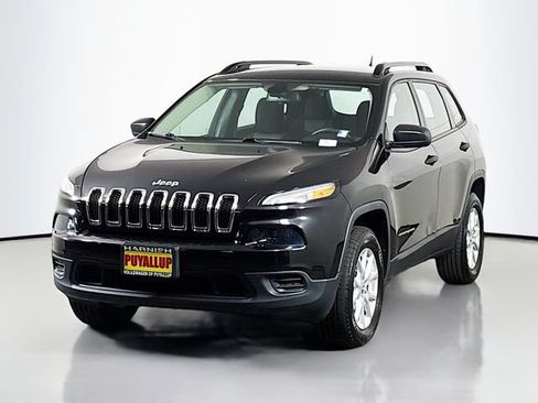 Used 2015 Jeep Cherokee Sport w/ Sport Appearance Group AWD/4WD image 3