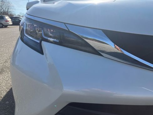 Used 2021 Toyota Sienna XLE image 27