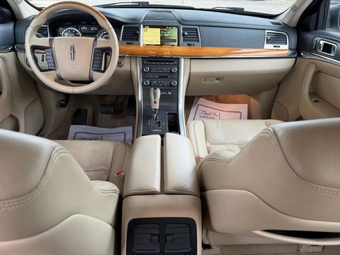 Used 2009 Lincoln MKS AWD image 9