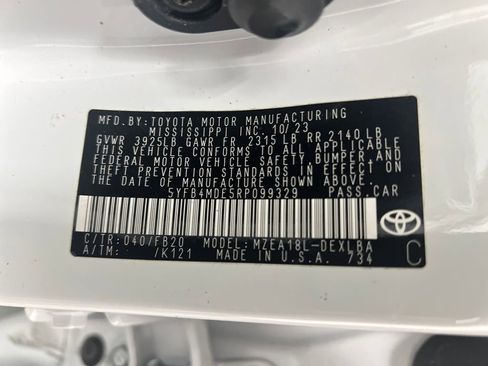 Used 2024 Toyota Corolla LE image 33