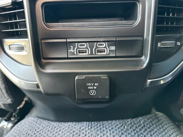 Used 2019 RAM 3500 Laramie AWD/4WD image 38