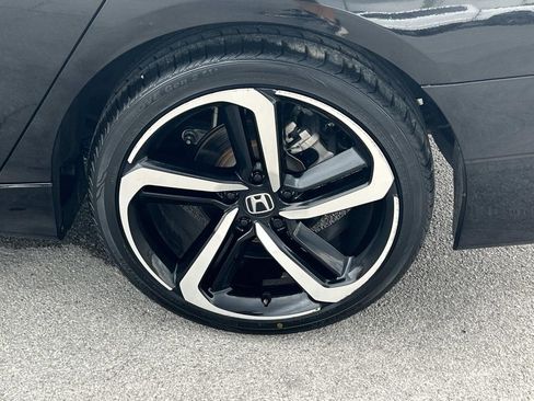 Used 2022 Honda Accord Sport image 13