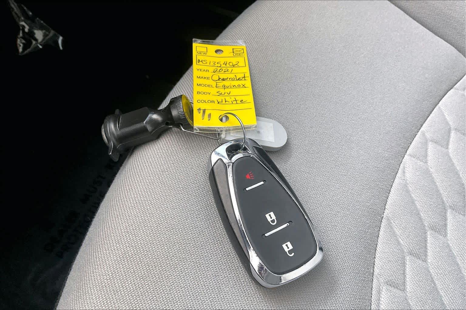 Used 2021 Chevrolet Equinox LS w/ LPO, Blackout Package FWD image 15
