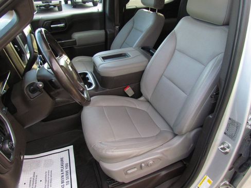 Used 2019 Chevrolet Silverado 1500 LTZ AWD/4WD image 11