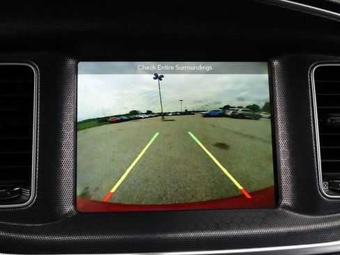 Used 2017 Dodge Charger R/T Scat Pack w/ Beats Audio Group RWD image 23