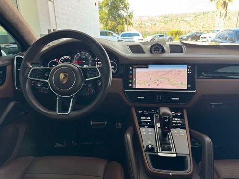 Used 2023 Porsche Cayenne GTS image 12