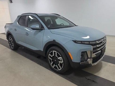 Used 2026 Hyundai Santa Cruz Limited AWD/4WD image 3