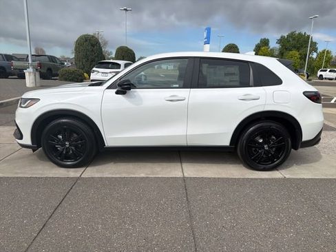 New 2026 Honda HR-V Sport image 8