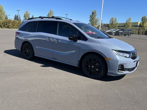 New 2026 Honda Odyssey Sport-L image 7